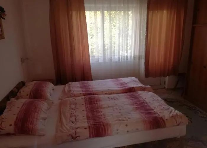 Marijana, Matkino 13a *