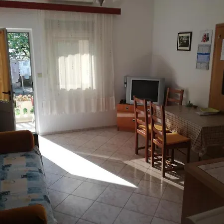 Marijana, Matkino 13a سيلتسي