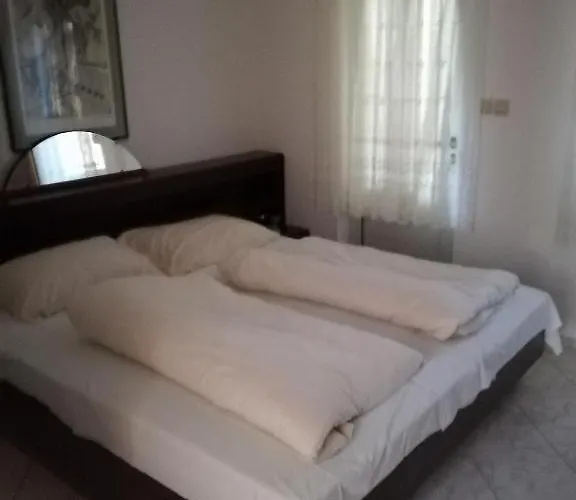 Marijana, Matkino 13a セルツェ