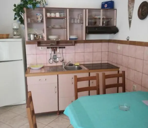 Marijana, Matkino 13a Selce
